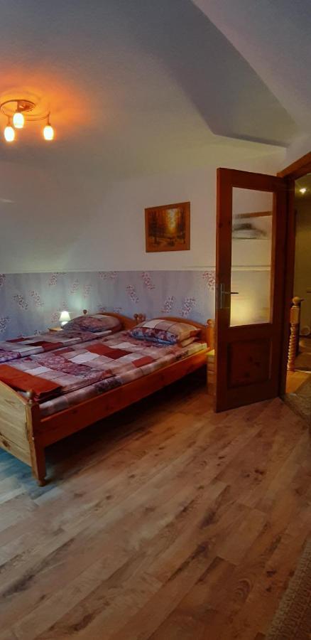 Atmatas Hotel Bernati Ngoại thất bức ảnh