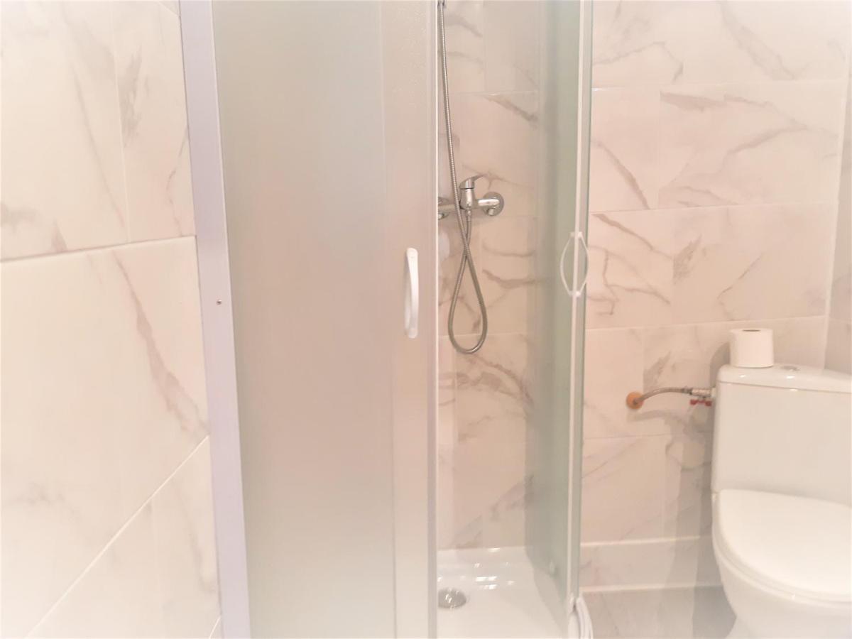 Atmatas Hotel Bernati Ngoại thất bức ảnh